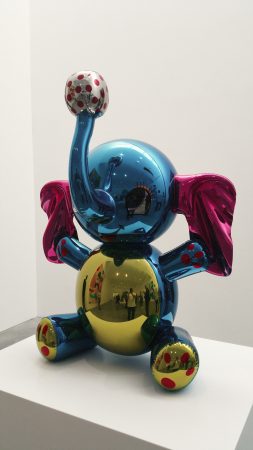 Jeff Koons Elephant @ Damien Hirst Newport Street Gallery - Chris Billington 2016